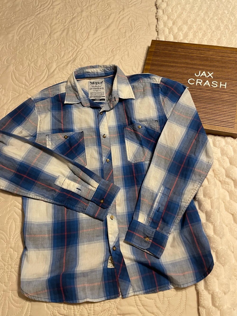 Levi Strauss Men's Blue Plaid Casual Button-Down Shirt